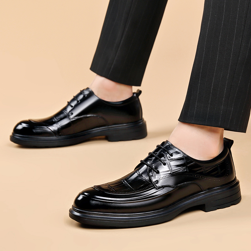 Premium Men's Business Formal  - огляд і ціна Formal Men Daily Wear Footwear